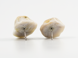 barnacle(ivory sands) : earring stud