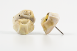 barnacle(ivory sands) : earring stud