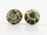 barnacle(eel) : earring stud